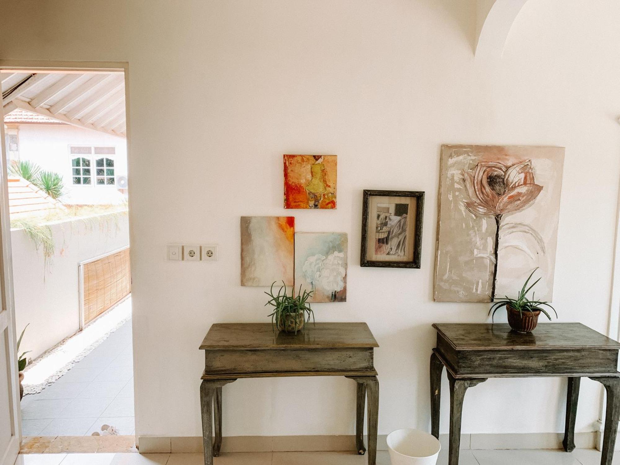 Готель Casa Artista By Kresna Hospitality Семіньяк Екстер'єр фото