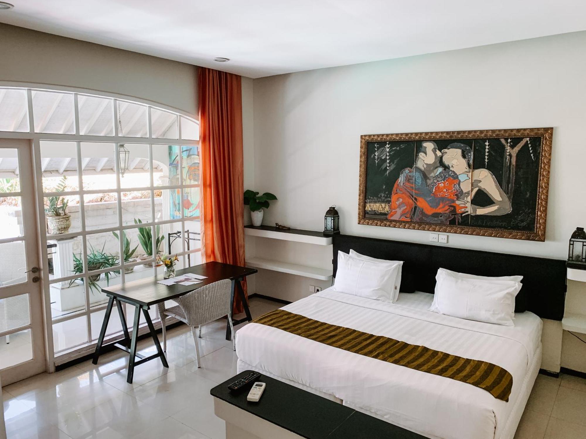 Готель Casa Artista By Kresna Hospitality Семіньяк Екстер'єр фото